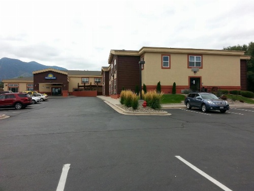 Days Inn by Wyndham Manitou Springs image 46